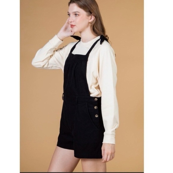 Very J boutique corduroy black romper - Picture 2 of 3